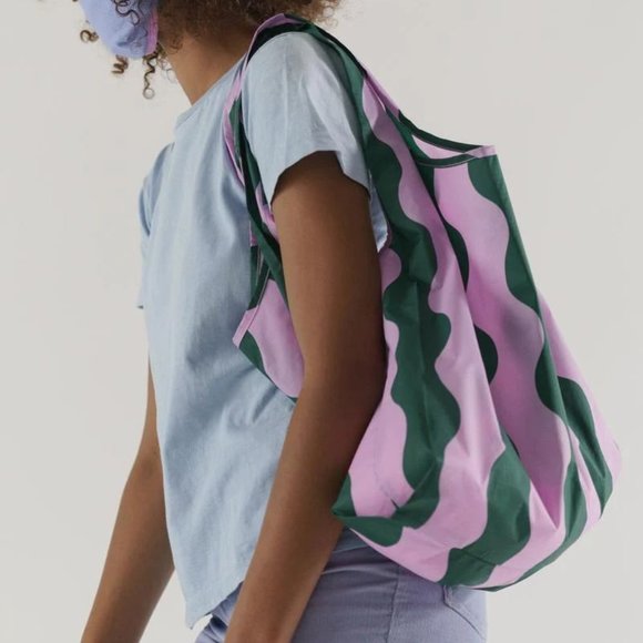 NWOT Standard Baggu - Pink & Green Wavy Stripe - Picture 3 of 3
